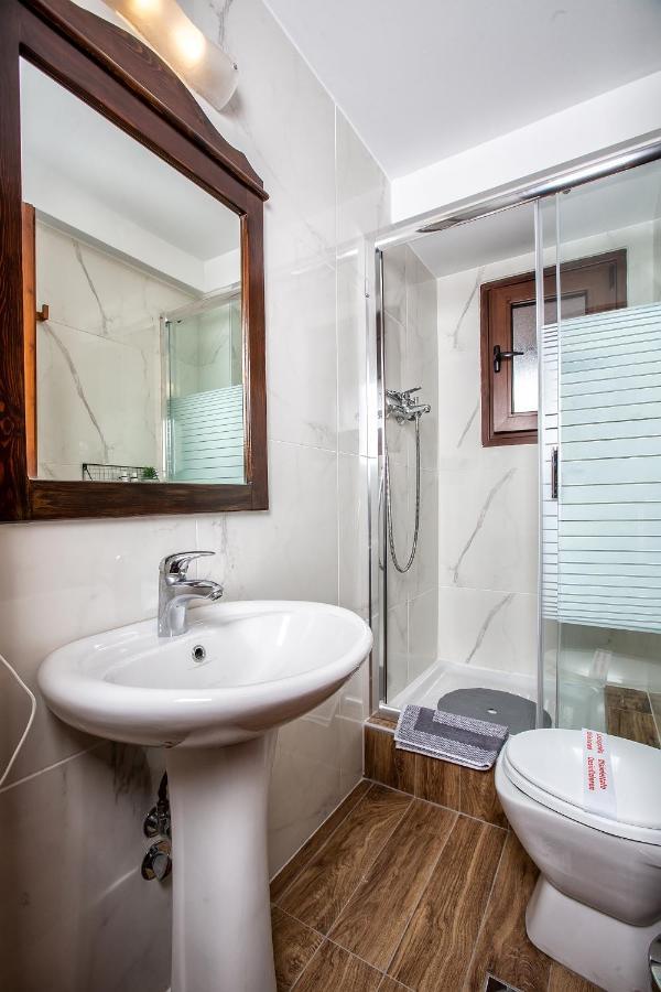 La Noi Guesthouse Samarína Eksteriør billede