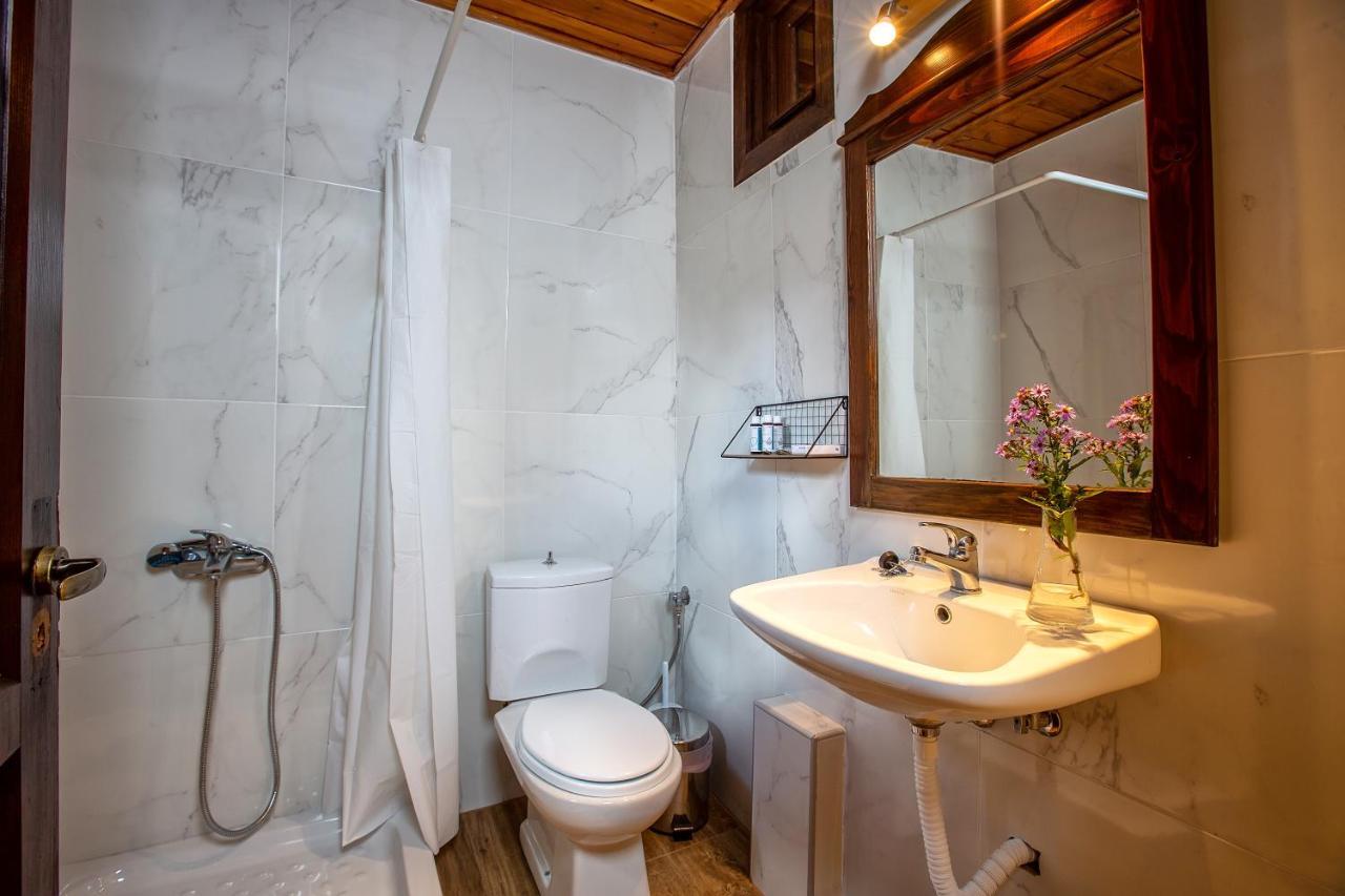 La Noi Guesthouse Samarína Eksteriør billede
