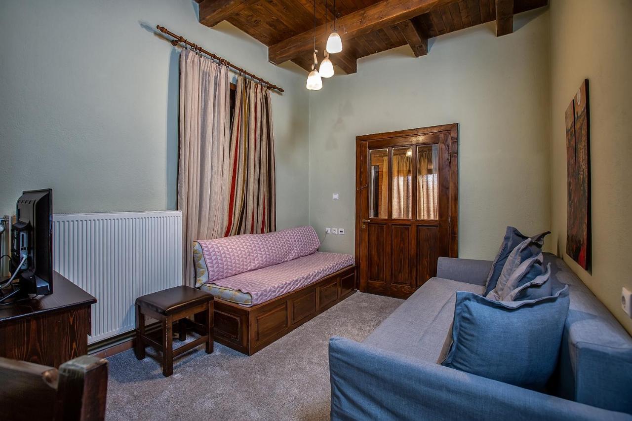 La Noi Guesthouse Samarína Eksteriør billede