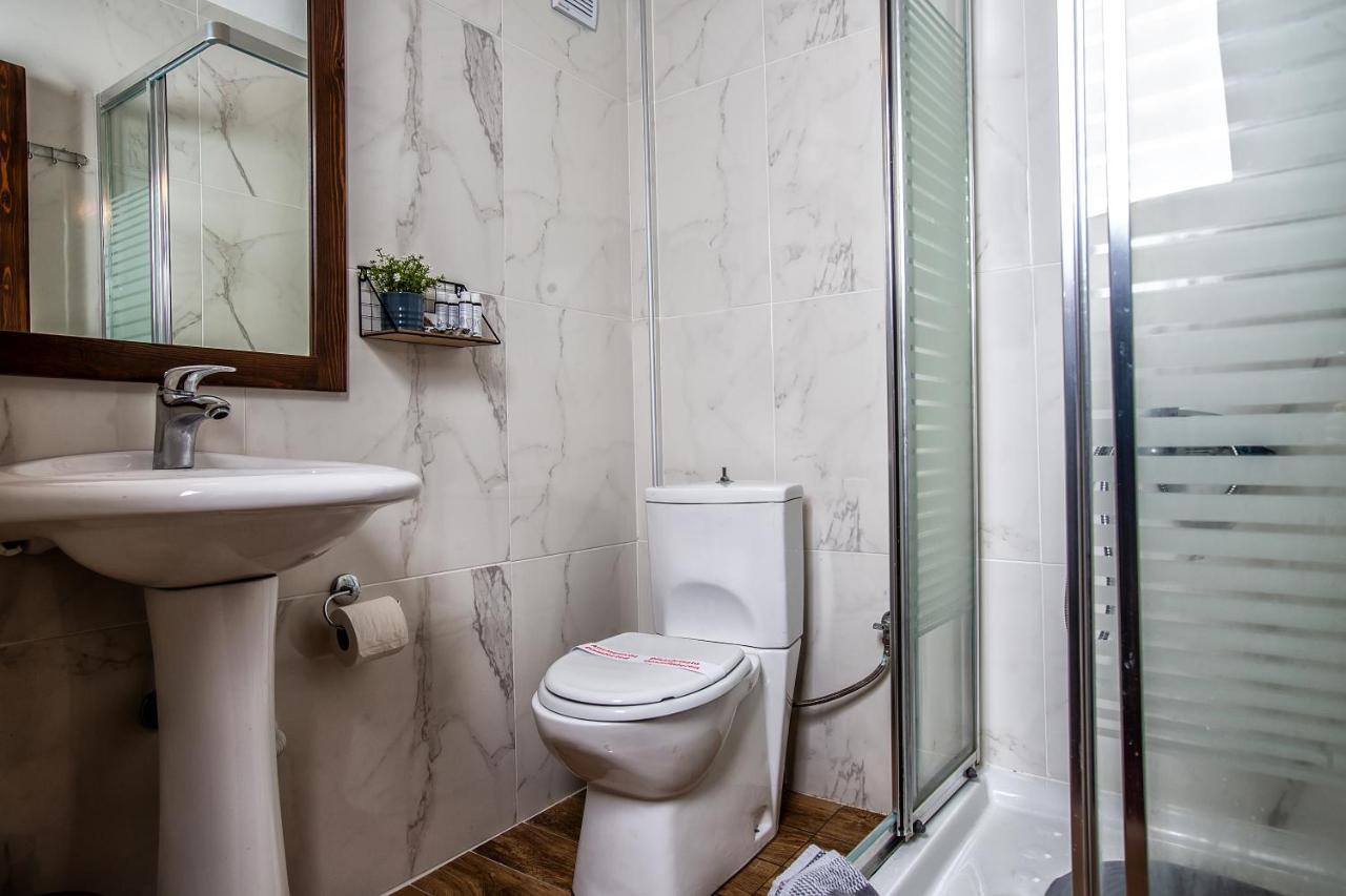La Noi Guesthouse Samarína Eksteriør billede